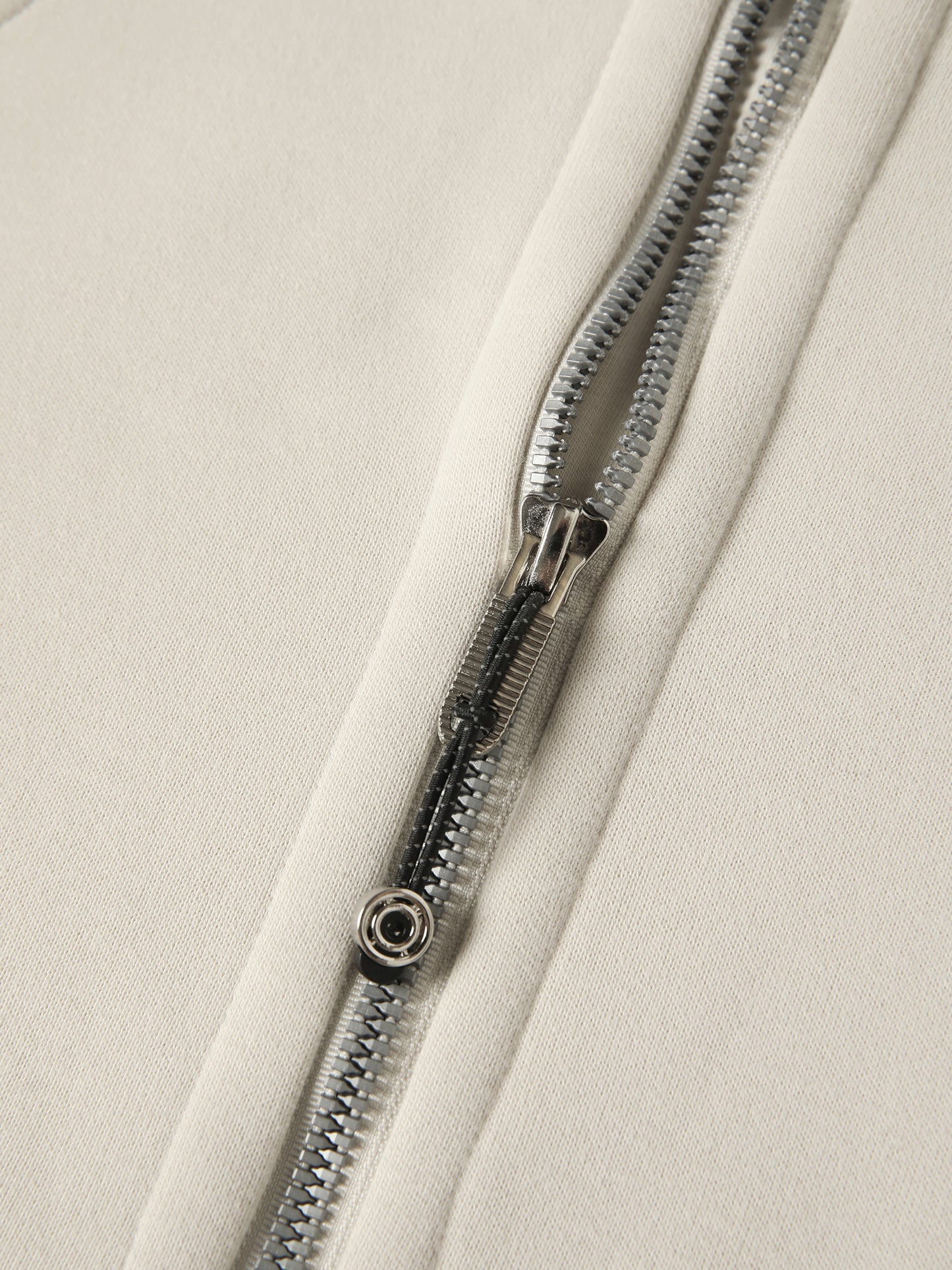 sportyandchic,giftsunder100,holidaygiftguide